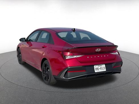 Used 2026 Hyundai Elantra Sport FWD image 11
