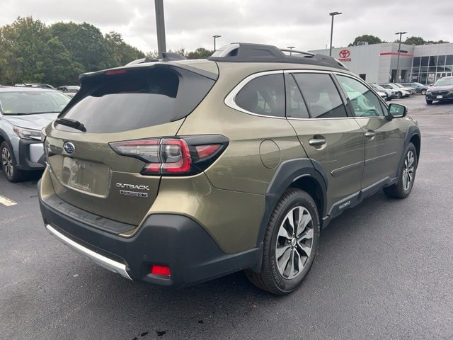 Used 2024 Subaru Outback Touring XT AWD/4WD image 4