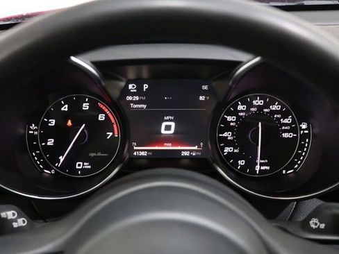 Used 2017 Alfa Romeo Giulia Ti w/ TI 19" Sport Package AWD/4WD image 22