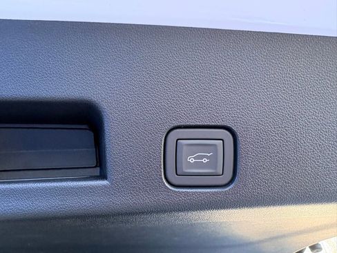 New 2026 GMC Acadia Elevation FWD image 7