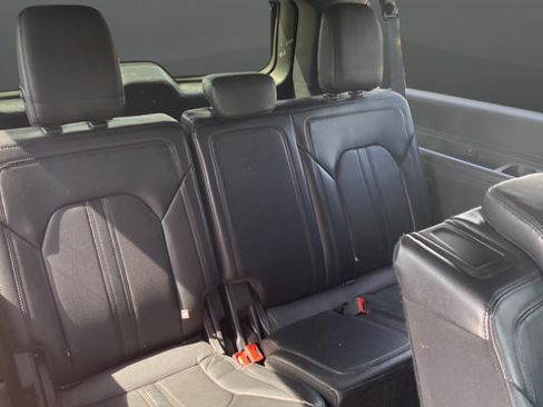 Used 2021 Ford Expedition Max Limited AWD/4WD image 27
