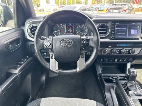 Certified 2023 Toyota Tacoma TRD Off-Road w/ Technology Package AWD/4WD image 19