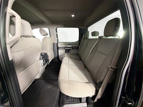 Used 2017 Ford F250 XLT w/ XLT Premium Package image 22