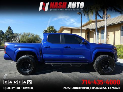Used 2025 Toyota Tacoma SR5 image 8