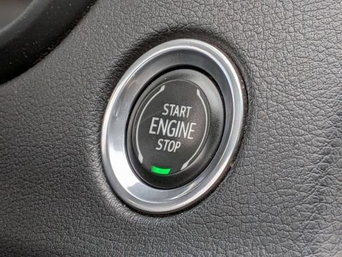 Used 2023 Cadillac XT4 Sport w/ Cold Weather Package AWD/4WD image 21