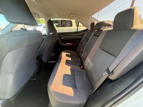 Used 2017 Toyota Corolla LE w/ Carpet Mat Package (TMS) FWD image 11