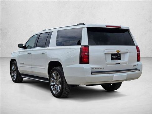 Used 2017 Chevrolet Suburban Premier RWD image 8