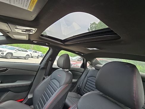 Used 2024 Kia Forte GT w/ GT2 Package FWD image 20