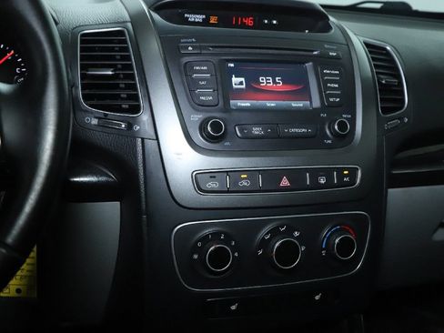 Used 2015 Kia Sorento LX FWD image 26