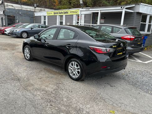 Used 2016 Scion iA 6A image 3