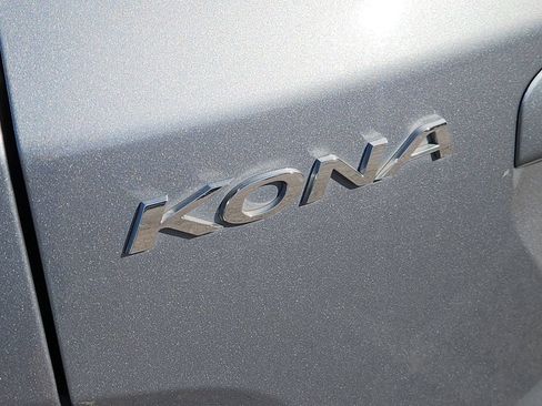 Used 2021 Hyundai Kona SEL Plus FWD image 9