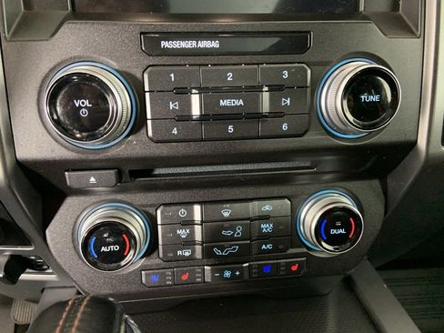 Used 2017 Ford F150 Lariat w/ Equipment Group 502A Luxury image 15