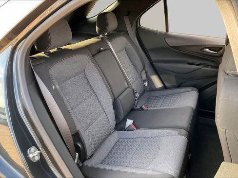 Used 2023 Chevrolet Equinox LT FWD image 18