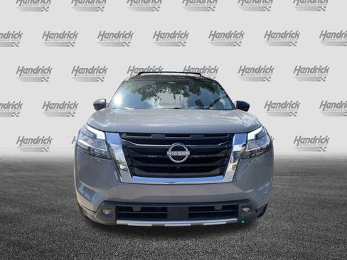 Used 2022 Nissan Pathfinder Platinum w/ Cargo Package FWD image 3