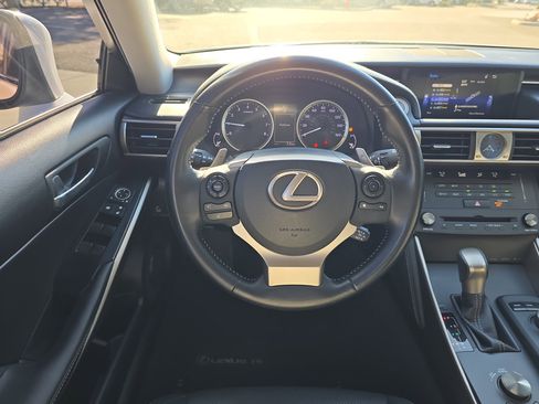 Used 2015 Lexus IS 250 image 13