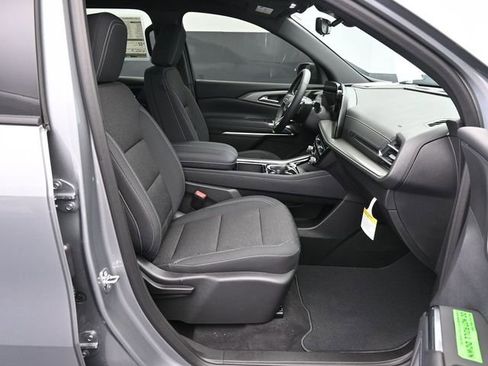 New 2026 Chevrolet Traverse LT w/ Midnight/Sport Edition FWD image 42