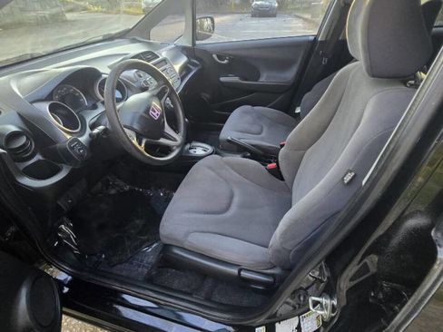 Used 2010 Honda Fit image 9