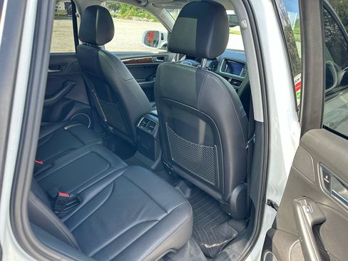 Used 2017 Audi Q5 2.0T Premium Plus w/ Technology Package AWD/4WD image 11