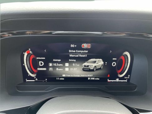 New 2026 Nissan Pathfinder SL FWD image 29