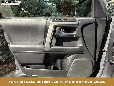 Used 2024 Toyota 4Runner SR5 AWD/4WD image 21