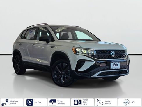 Used 2023 Volkswagen Taos S w/ Driver Assistance Package FWD image 1