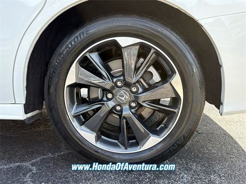 Certified 2022 Honda Odyssey Elite image 7