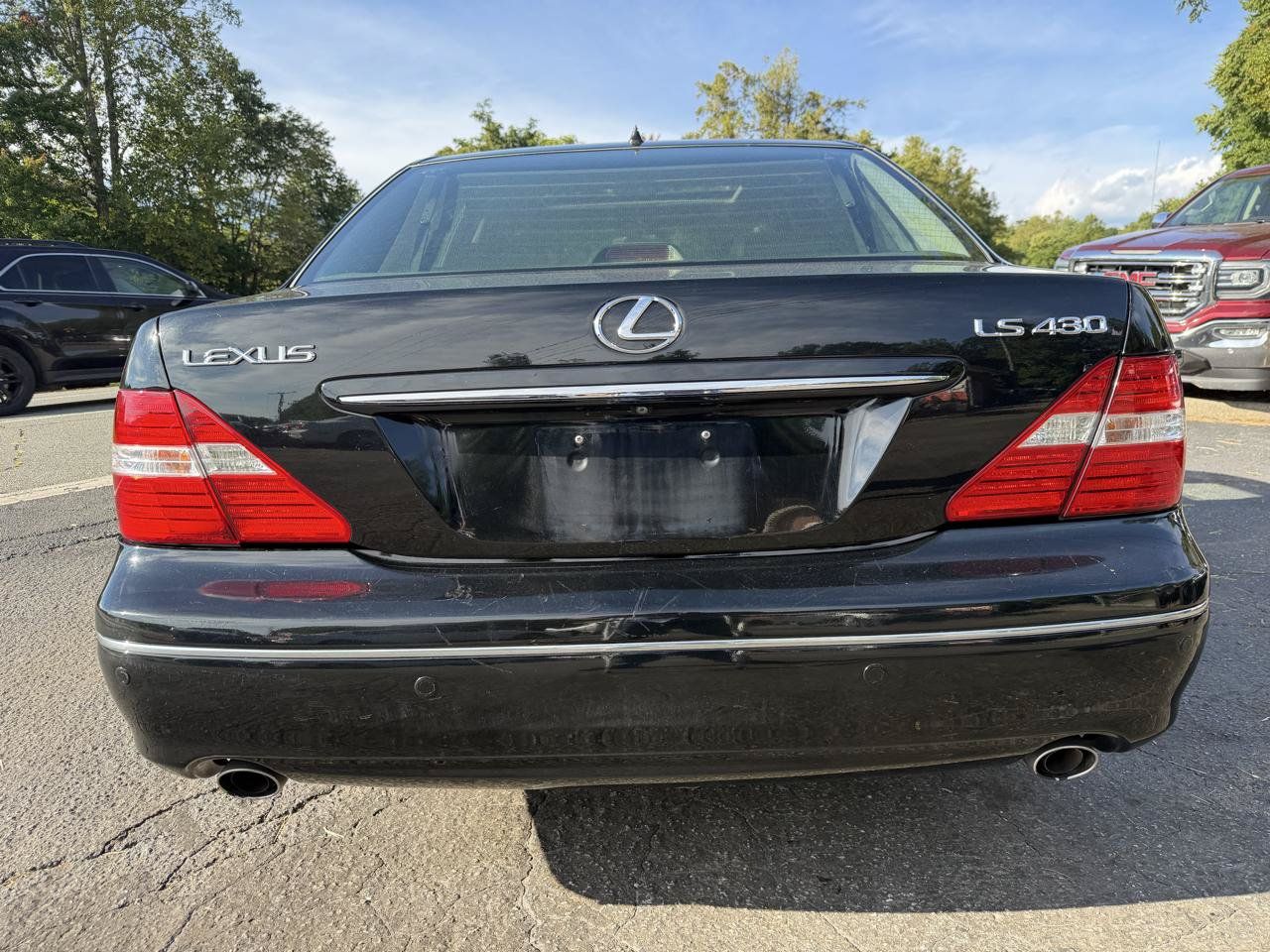 Used 2005 Lexus LS 430 RWD image 5