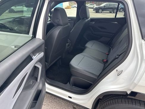 New 2026 Volkswagen Tiguan SE R-Line image 32