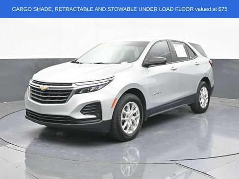 Used 2022 Chevrolet Equinox LS FWD image 4