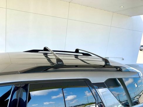 Used 2025 Nissan Pathfinder SV FWD image 42