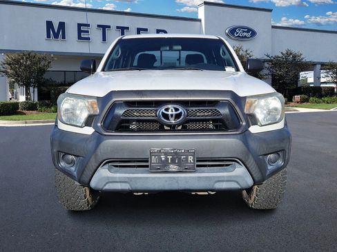 Used 2015 Toyota Tacoma PreRunner image 2