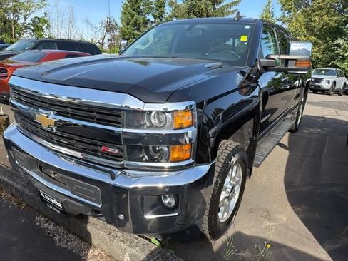 Used 2015 Chevrolet Silverado 2500 LTZ w/ Duramax Plus Package AWD/4WD image 4