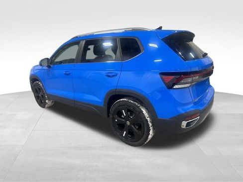 New 2026 Volkswagen Taos SEL AWD/4WD image 6