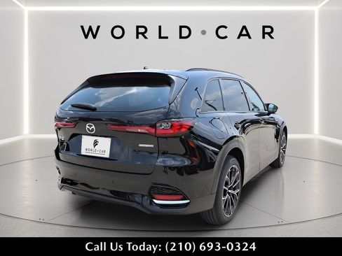 Used 2025 MAZDA CX-70 Plug-In Hybrid w/ Premium Pkg AWD/4WD image 3