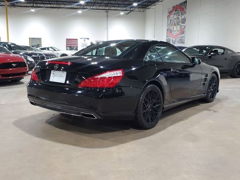 Used 2016 Mercedes-Benz SL 550 image 48