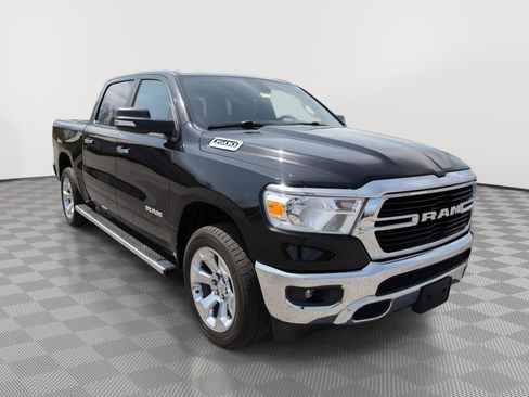 Used 2020 RAM 1500 Big Horn AWD/4WD image 3