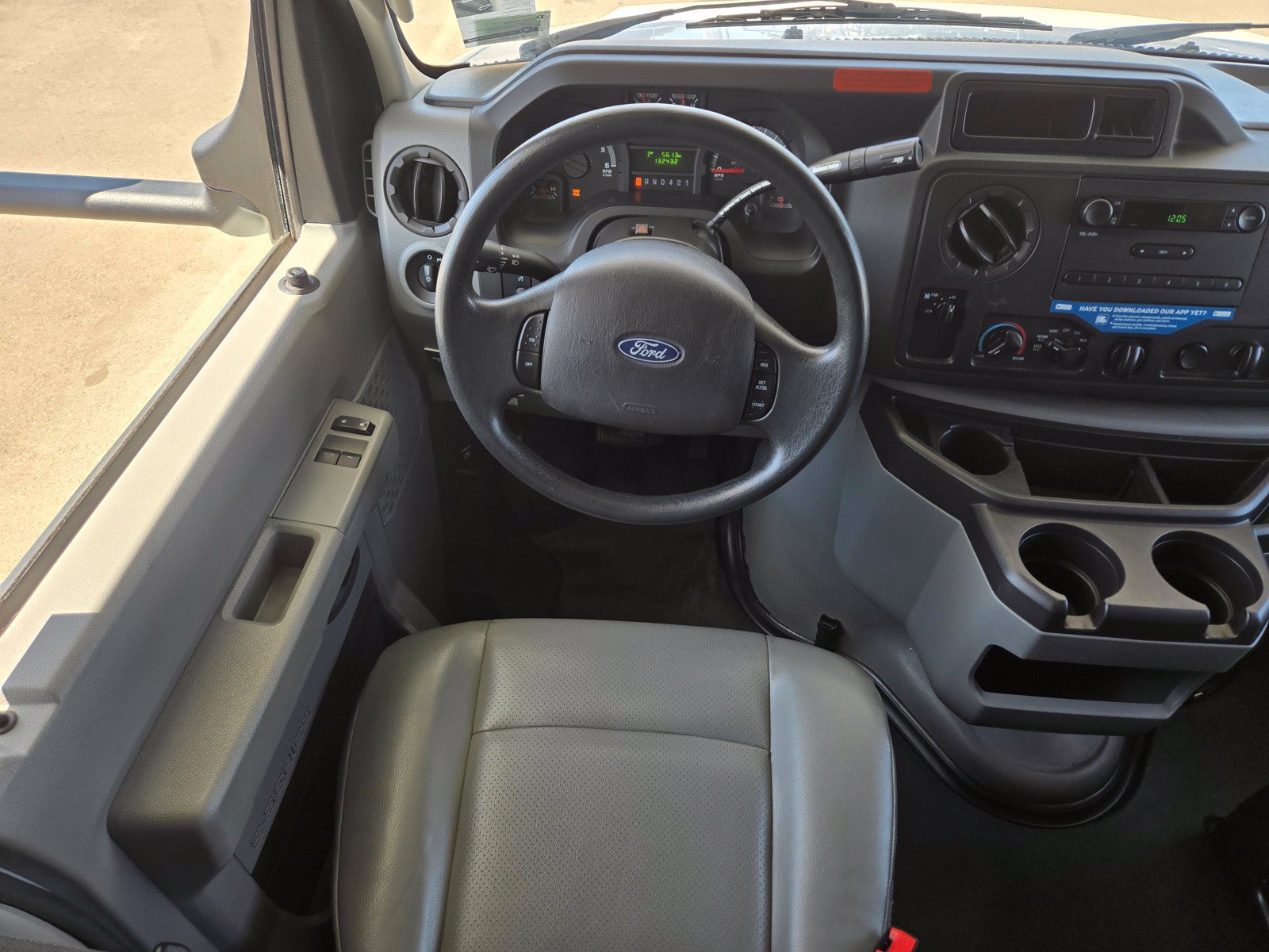 Used 2018 Ford E-350 and Econoline 350 Super Duty w/ Motorhome Prep Package RWD image 23