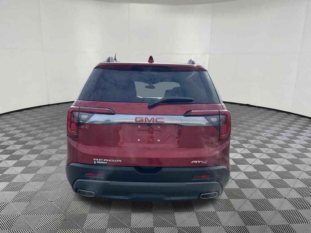 Used 2023 GMC Acadia AT4 w/ Preferred Package AWD/4WD image 4