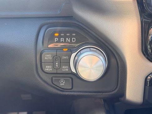 Used 2020 RAM 1500 Laramie AWD/4WD image 19