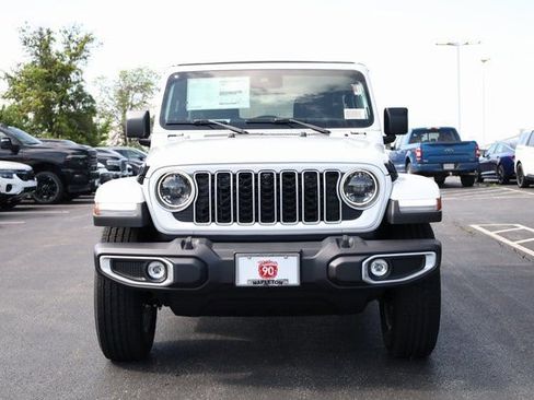 New 2025 Jeep Wrangler Sahara image 3
