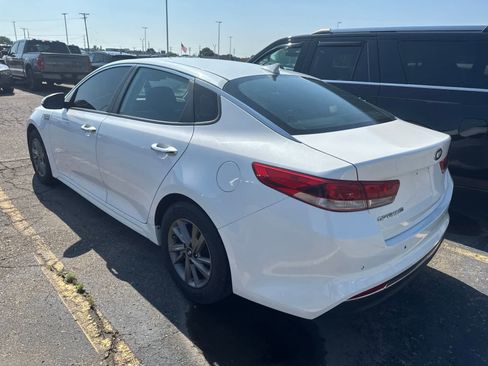 Used 2020 Kia Optima LX FWD image 29