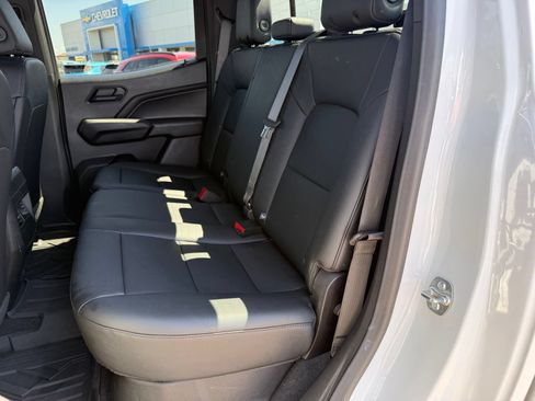 Used 2025 Chevrolet Colorado Trail Boss AWD/4WD image 34