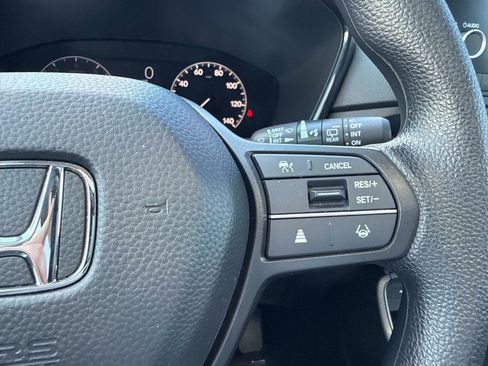 Used 2025 Honda CR-V EX image 30