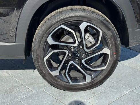 New 2026 Chevrolet Trax RS w/ Driver Confidence Package image 3