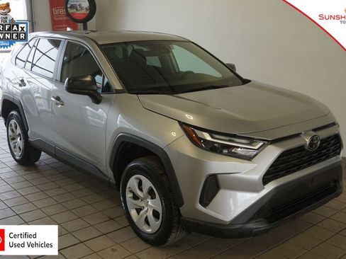 Used 2024 Toyota RAV4 LE image 1