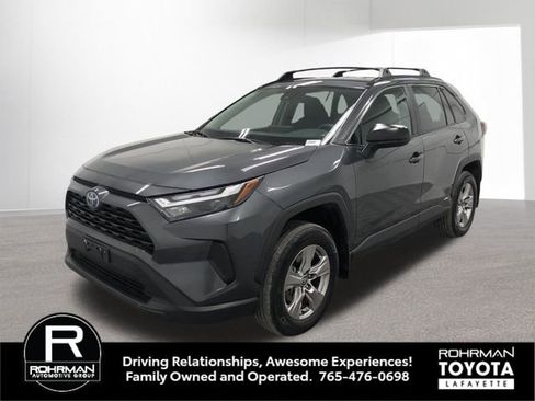 Used 2024 Toyota RAV4 LE image 2