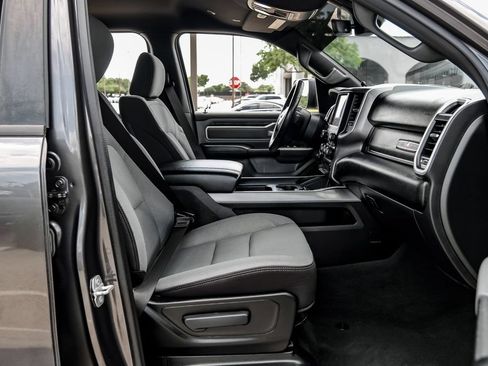 Used 2022 RAM 1500 Lone Star AWD/4WD image 37