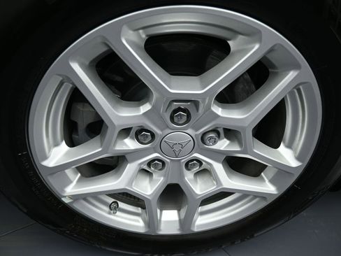 Used 2025 Dodge Charger R/T w/ Sun & Sound Package image 42