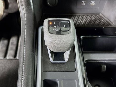 Certified 2024 Nissan Pathfinder SV image 18