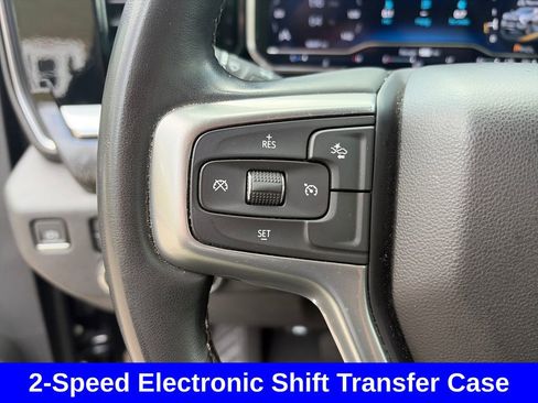 Used 2024 Chevrolet Silverado 2500 LT AWD/4WD image 25